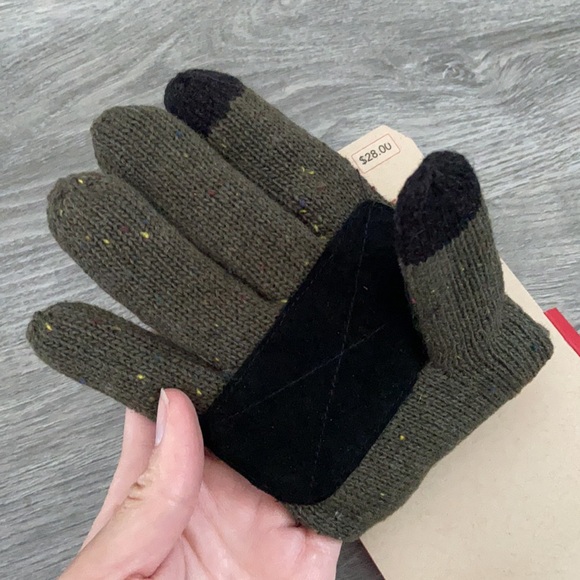 Levi's mens glove winter wear snow Donegal Glove With Leather Patch Olive green - Picture 5 of 14
